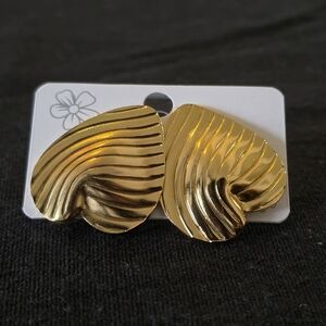 Elegant Gold-Tone Heart Shape Leaf Earrings